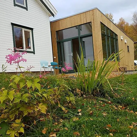 Feriehus Gamtunet Lyngen Svensby